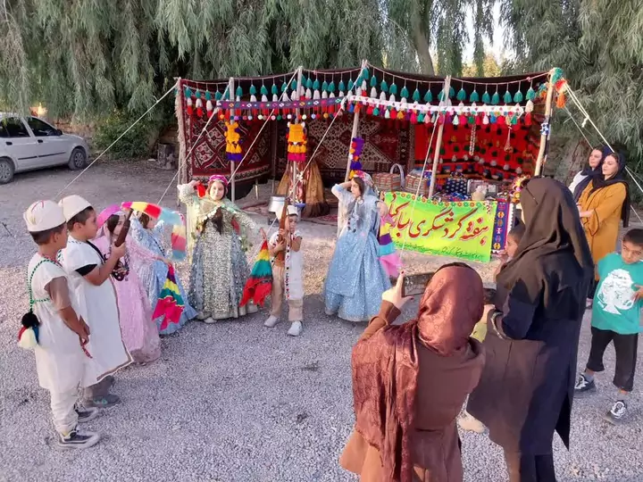 هفته گردشگری در فیروزآباد با رنگ و بوی فرهنگ بومی