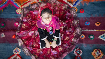 فرهنگ و آداب و رسوم قیر و کارزین